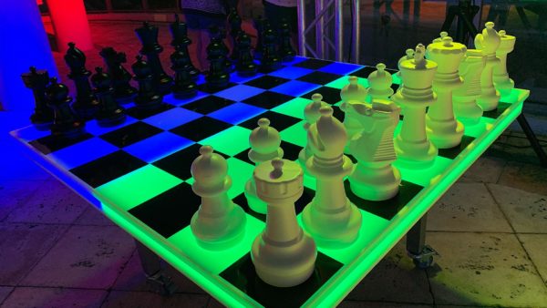 LED chess 1920 x 1080 4