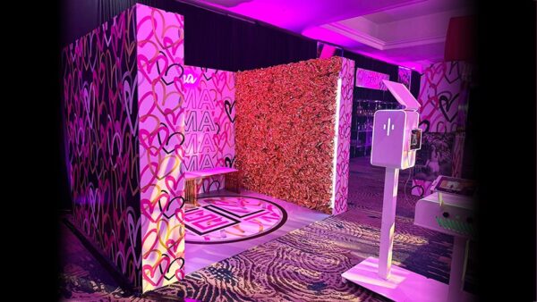 3D photo booth enclosure room boca raton florida