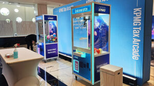 branded led claw machine for rent in naples florida